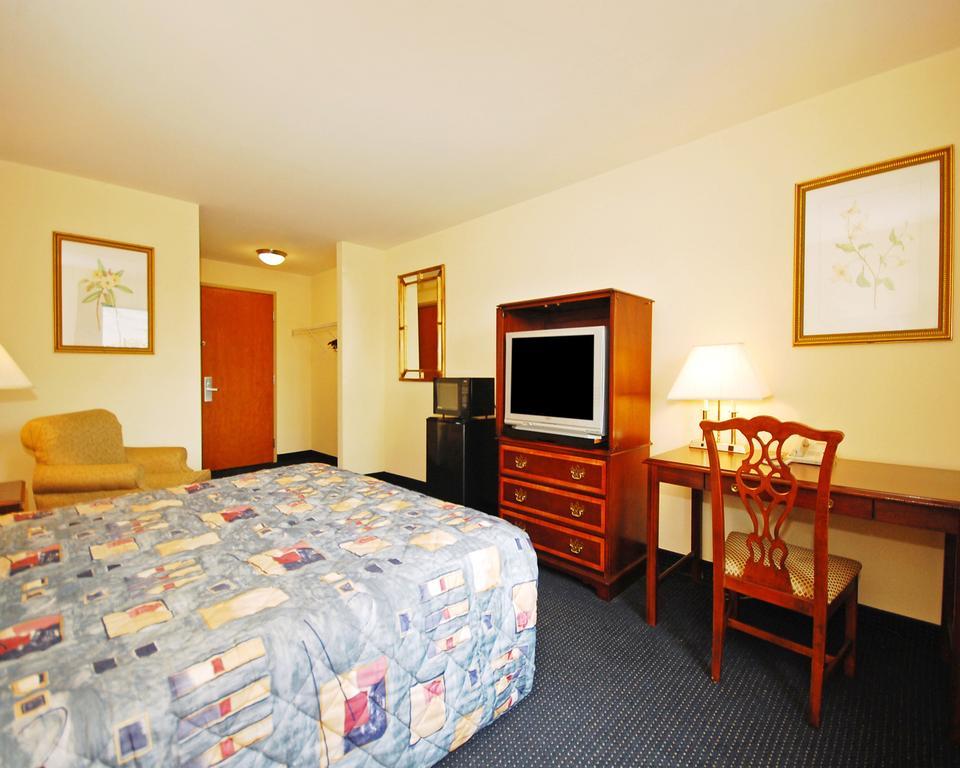 Econo Lodge Amelia Court House Номер фото